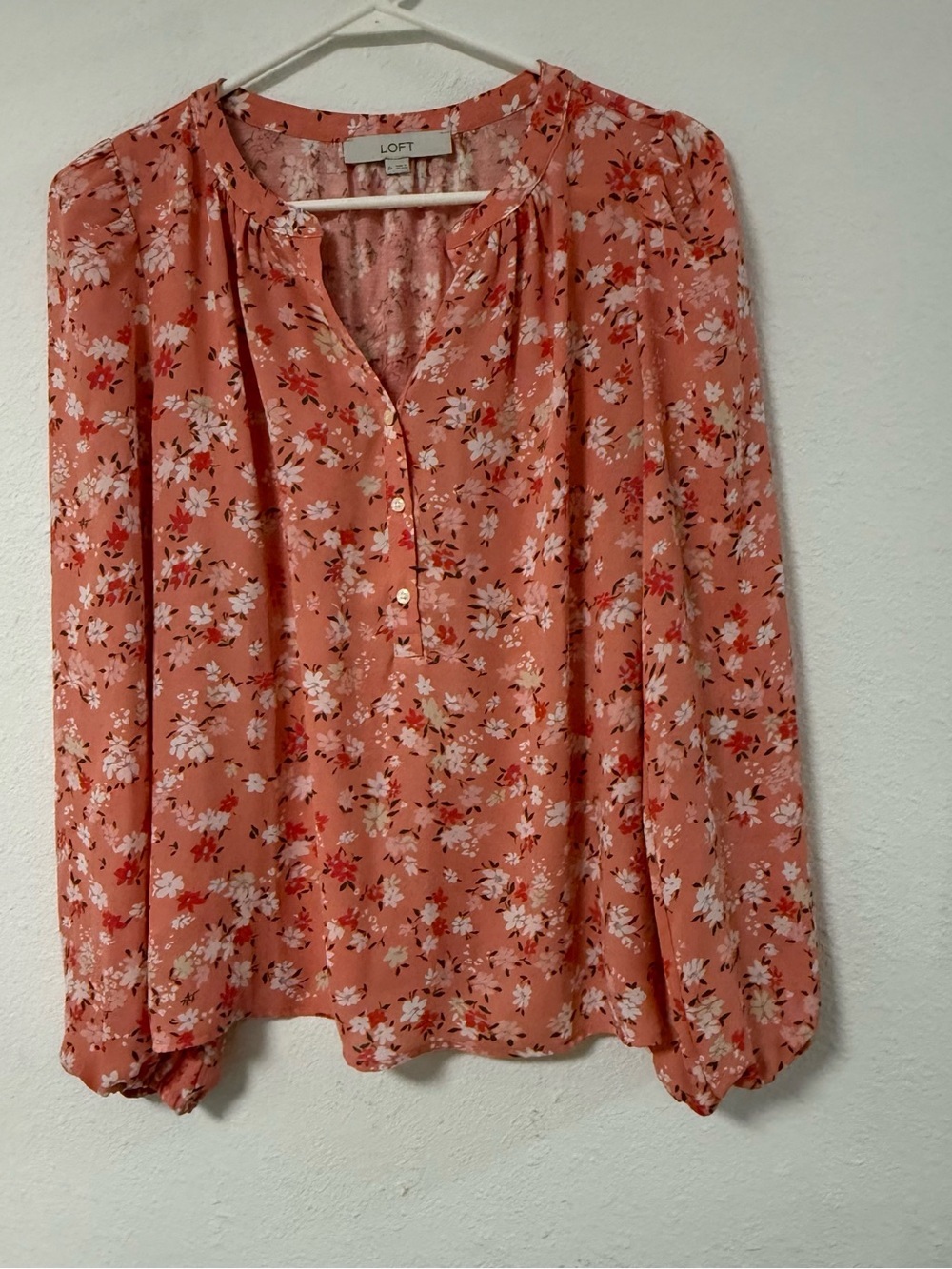 LOFT Peach Floral Button-Front‎ Long Sleeve Blouse
